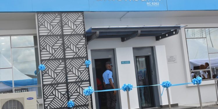 Union Bank Increases Salaries by 40% to Cushion Employees Against Inflation